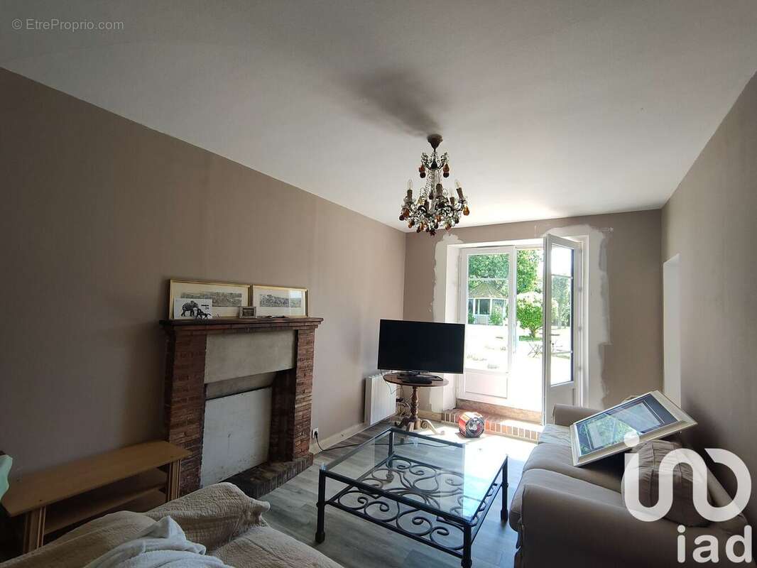 Photo 3 - Maison à SAINTE-GAUBURGE-SAINTE-COLOMBE