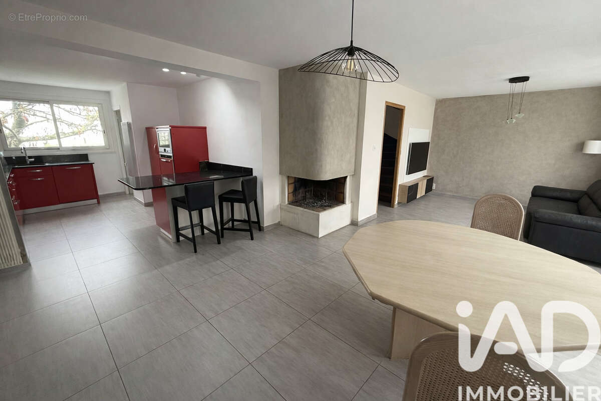 Photo 2 - Maison à PRINGY
