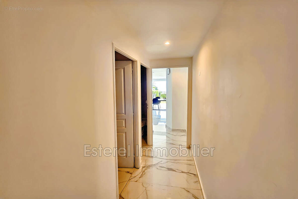 Appartement à SAINT-RAPHAEL