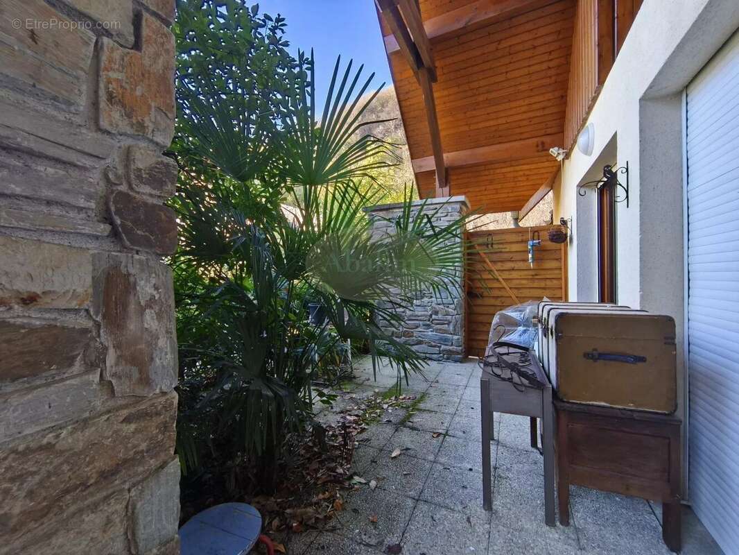 Maison à JUZET-DE-LUCHON