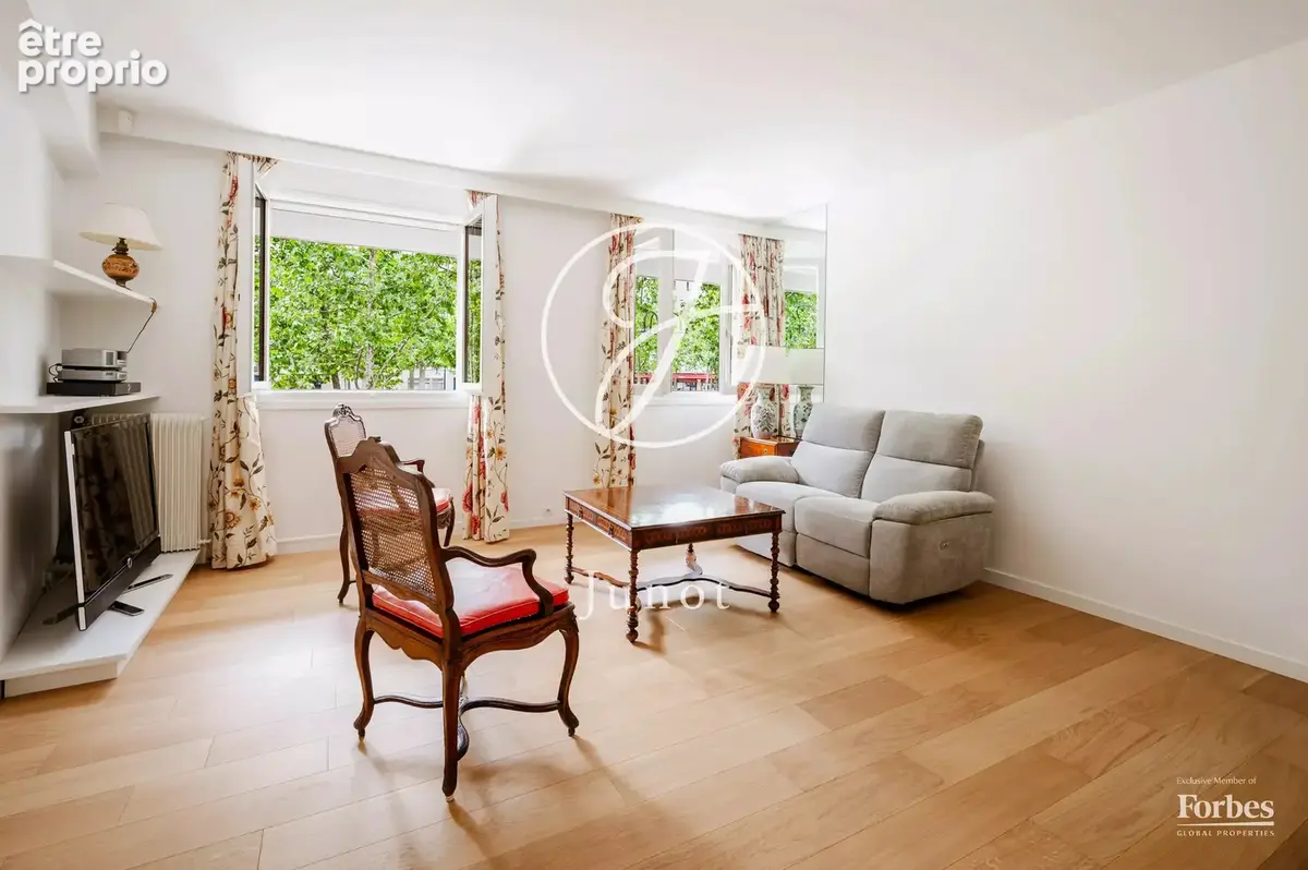 Paris 7e - BRETEUIL / PLACE VAUBAN - Appartement - 3 pièces - 81,16m² Carrez - 2 chambres - photo 3