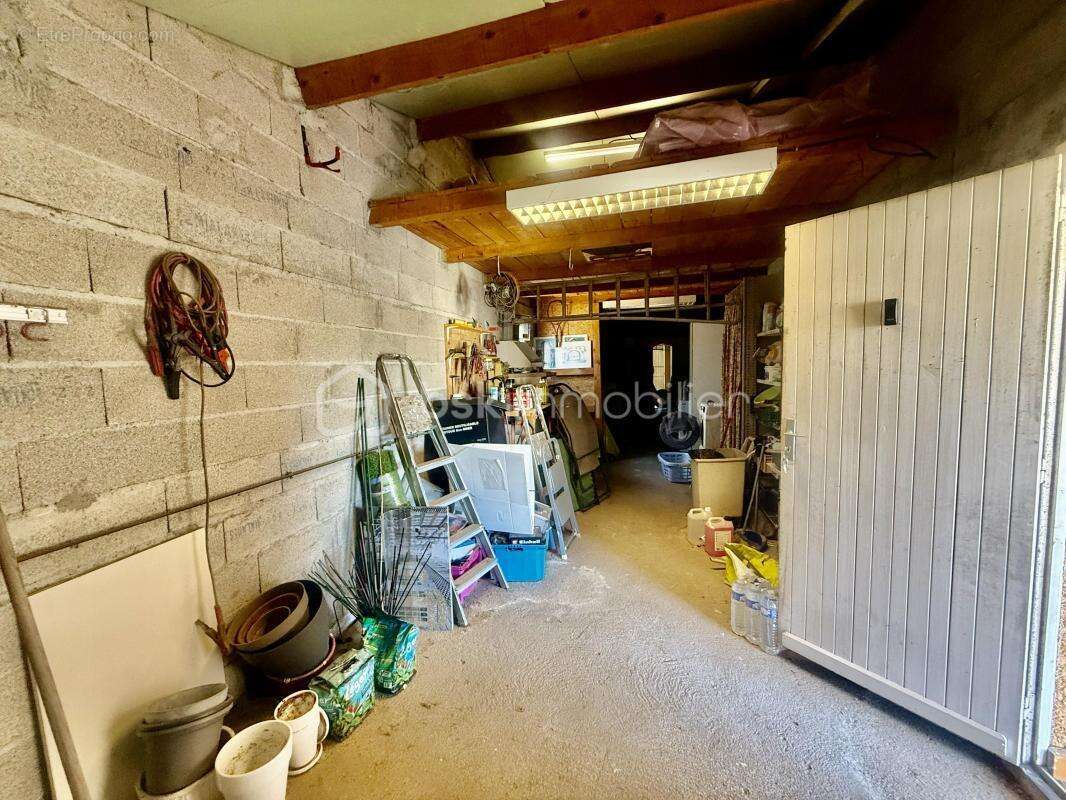 Maison 4 faces avec piscine à Fabrègues - photo 11