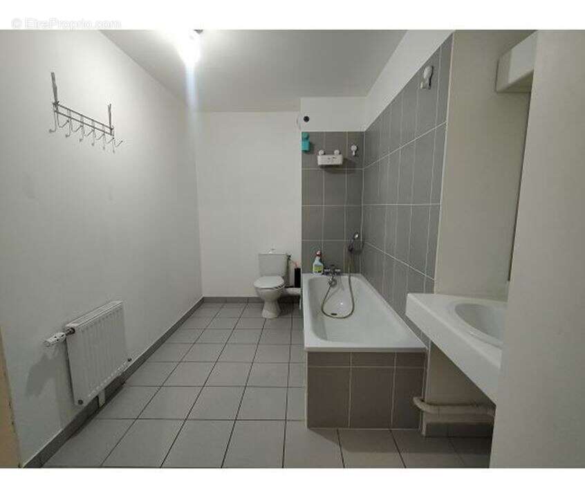 Appartement à SAINTE-GENEVIEVE-DES-BOIS