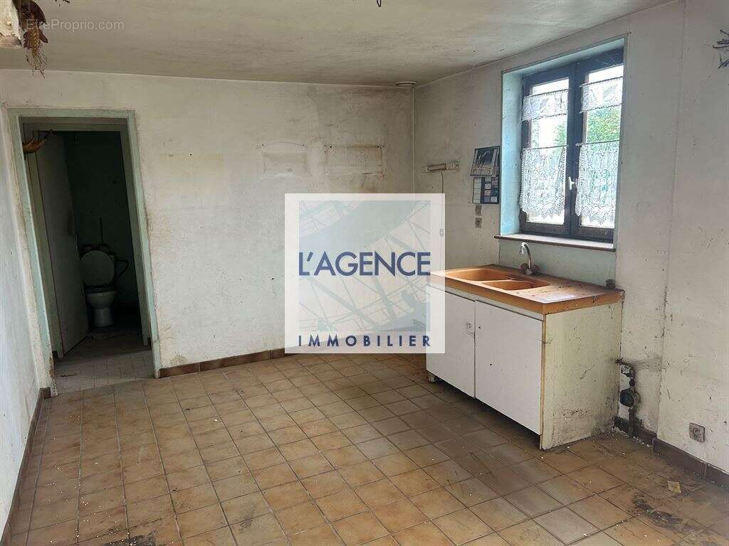 Maison à COUCY-LES-EPPES