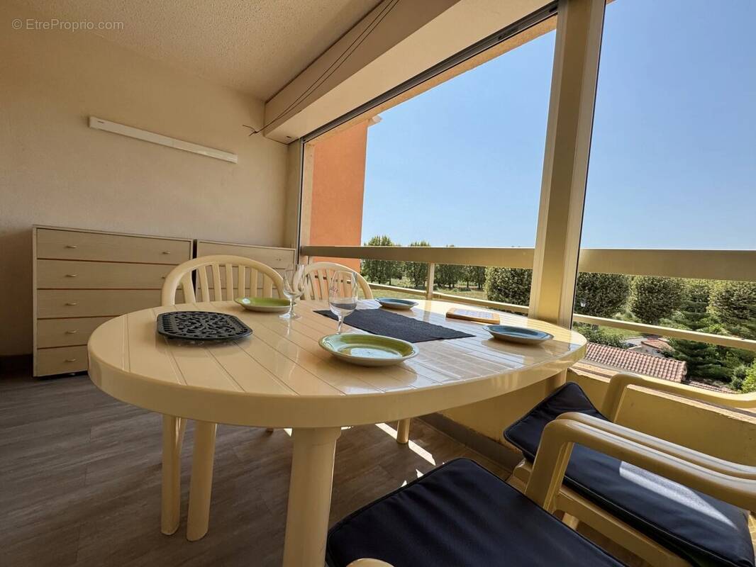 Appartement à LA LONDE-LES-MAURES