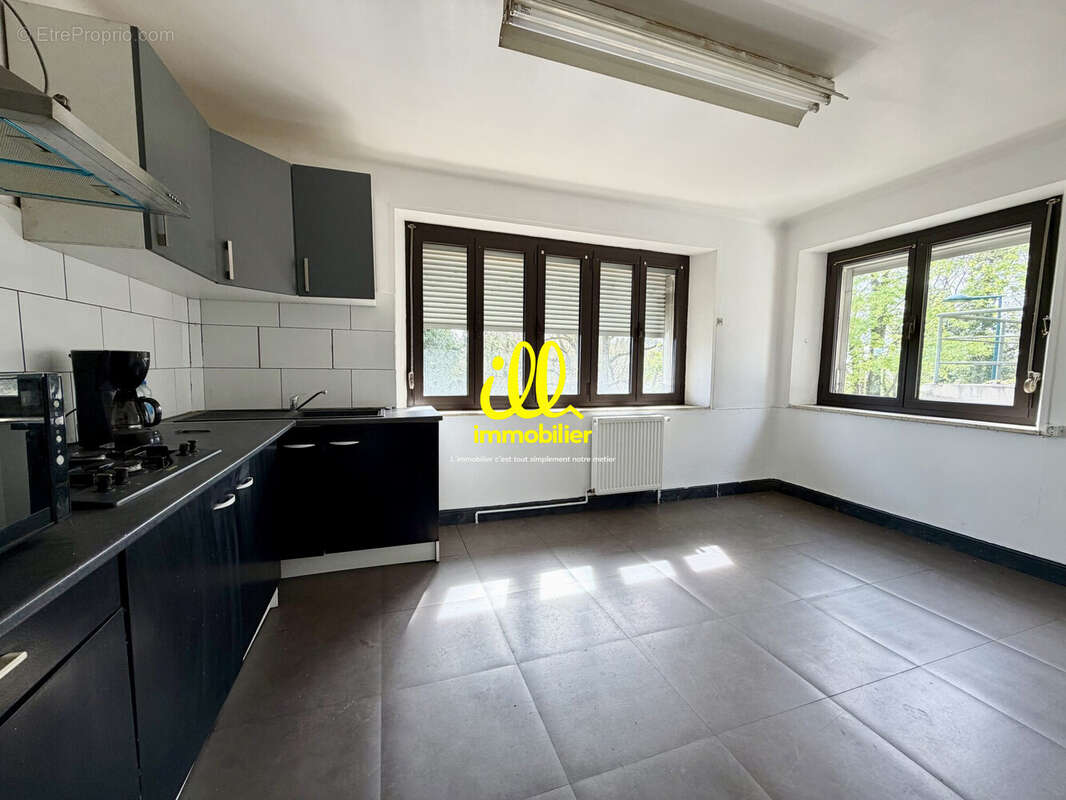 Maison 146 m² à Montcy-Notre-Dame  - photo 3