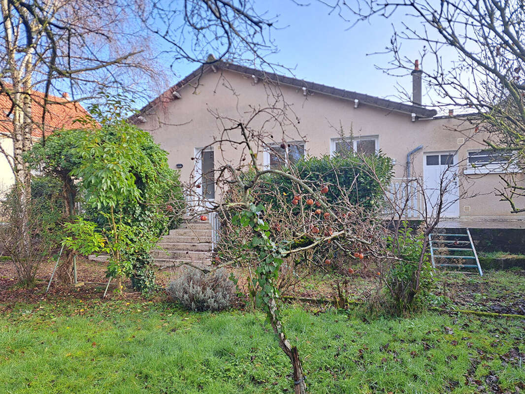 Maison à CHATELLERAULT