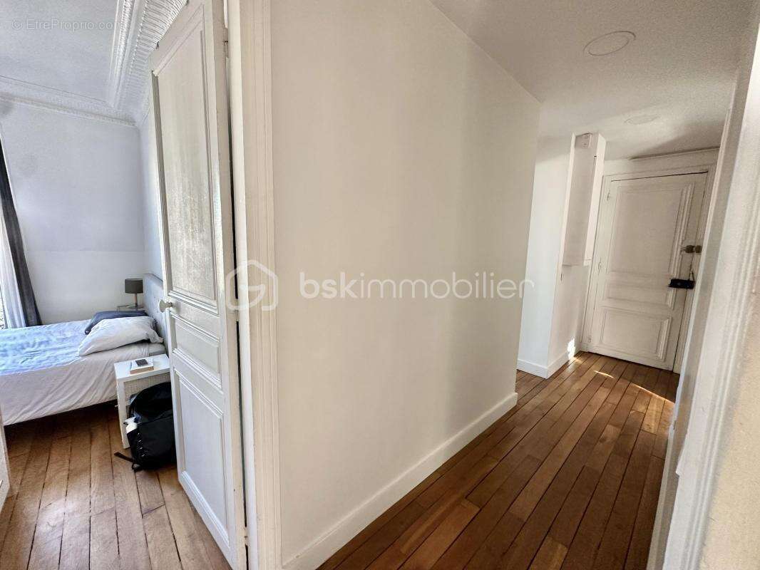 Appartement à PARIS-15E