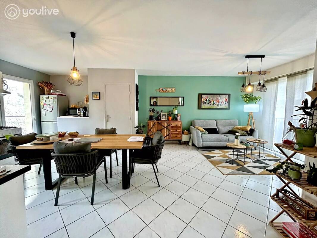 Maison à LES PONTS-DE-CE