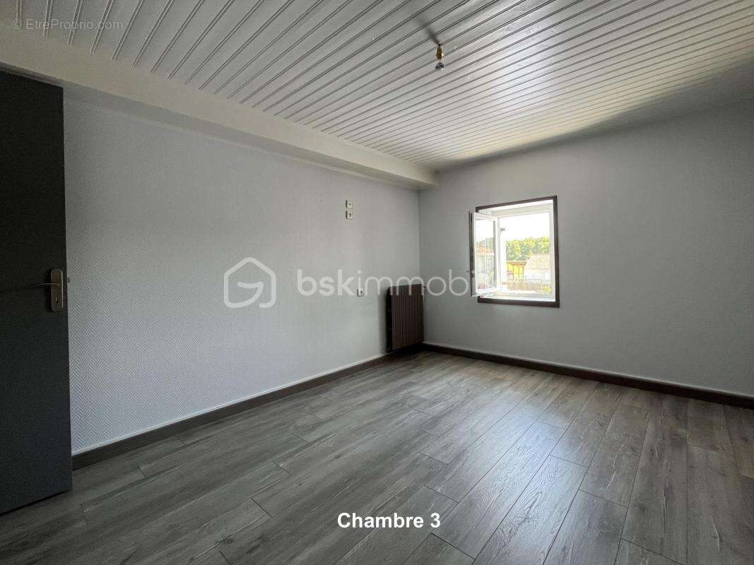 Maison à CORME-ECLUSE