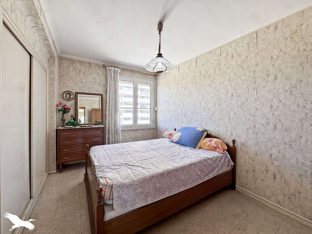 Appartement à MARSEILLE-11E