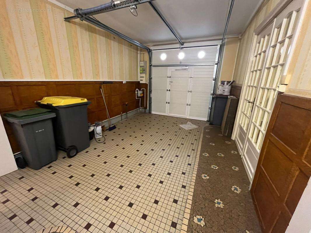  Belle maison familiale de 140 m² avec jardin, terrasse, garage   - photo 9