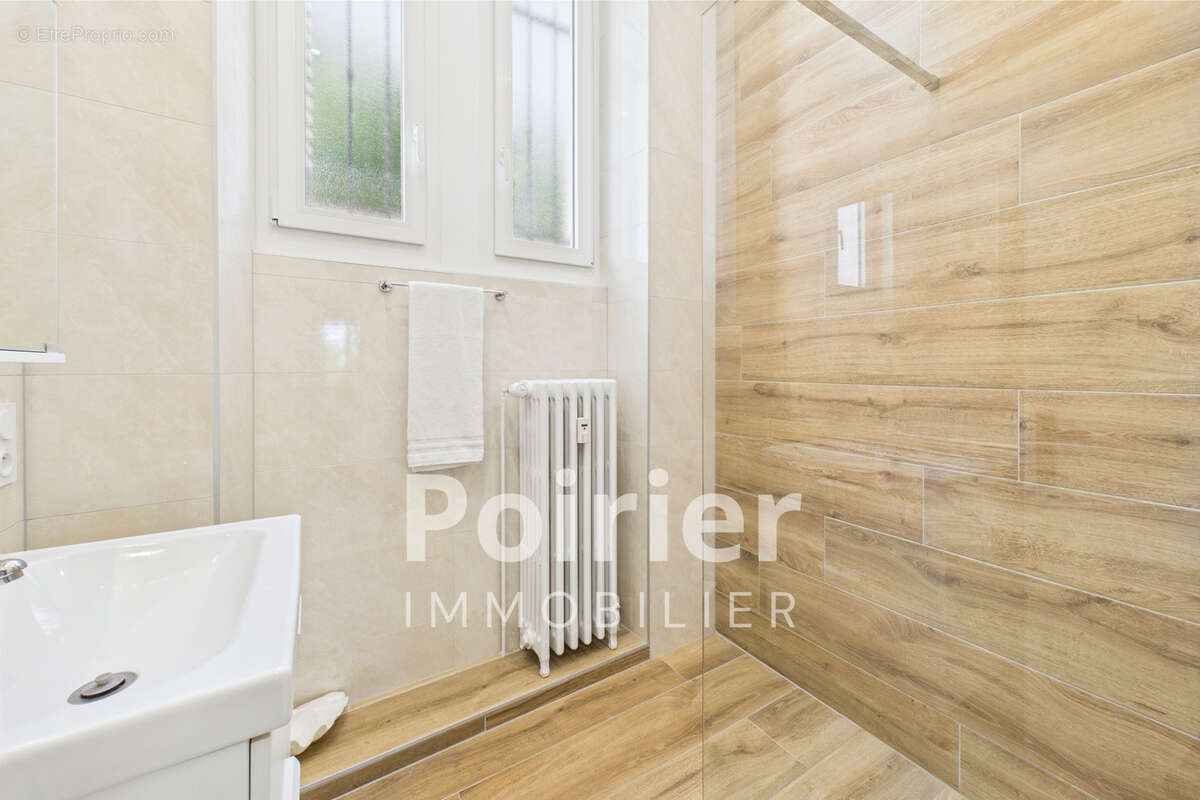 Appartement à EVIAN-LES-BAINS