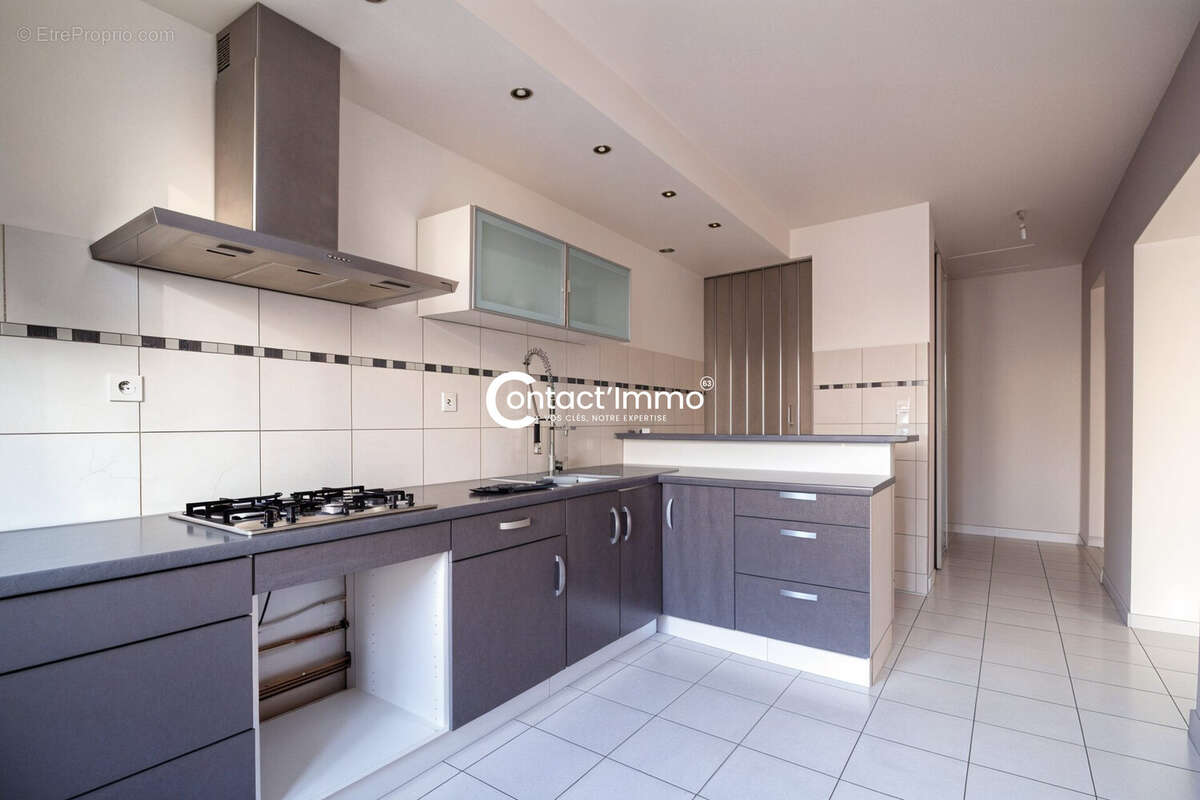 Appartement à MOZAC