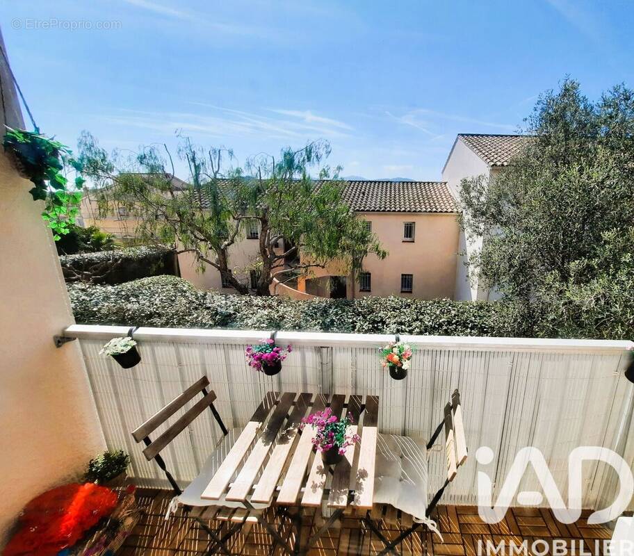 Photo 1 - Appartement à SIX-FOURS-LES-PLAGES