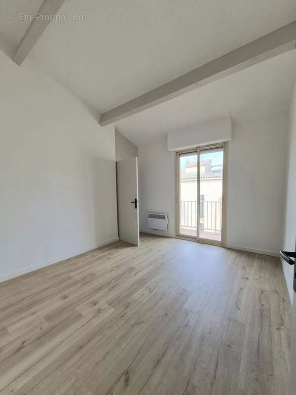 Appartement t5 dernier etage/ quartier edf - photo 3