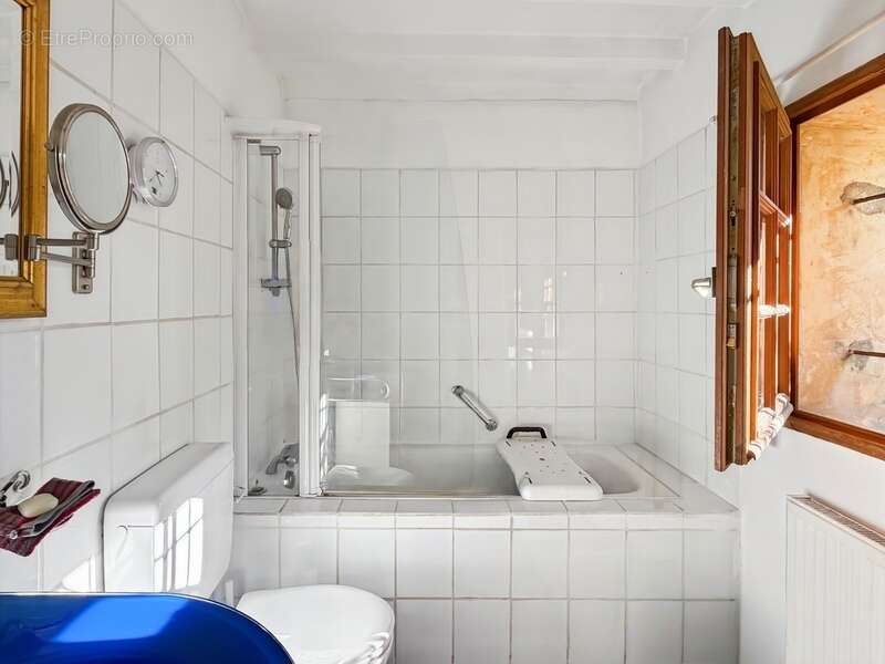 Maison à VIC-FEZENSAC