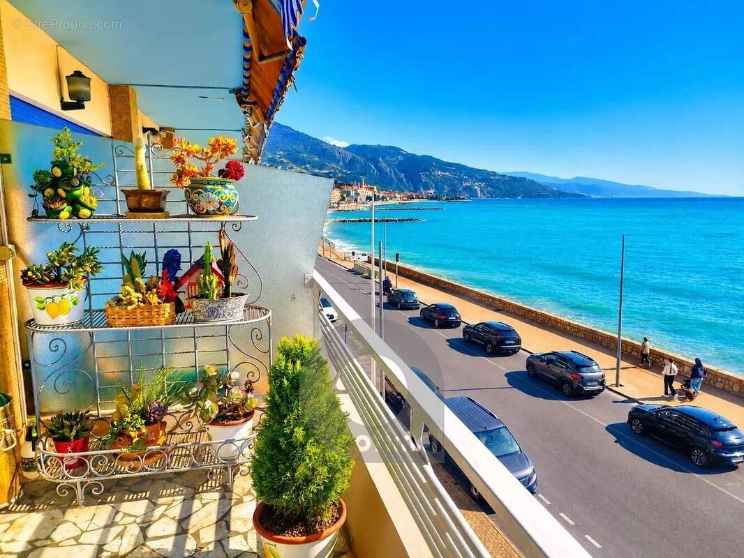 MENTON 3 pièces front de mer - photo 2