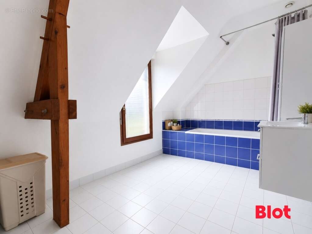 Maison 5 pièces 95 m² à vendre à Saint-Jouan-Des-Guerets (35430) - photo 9