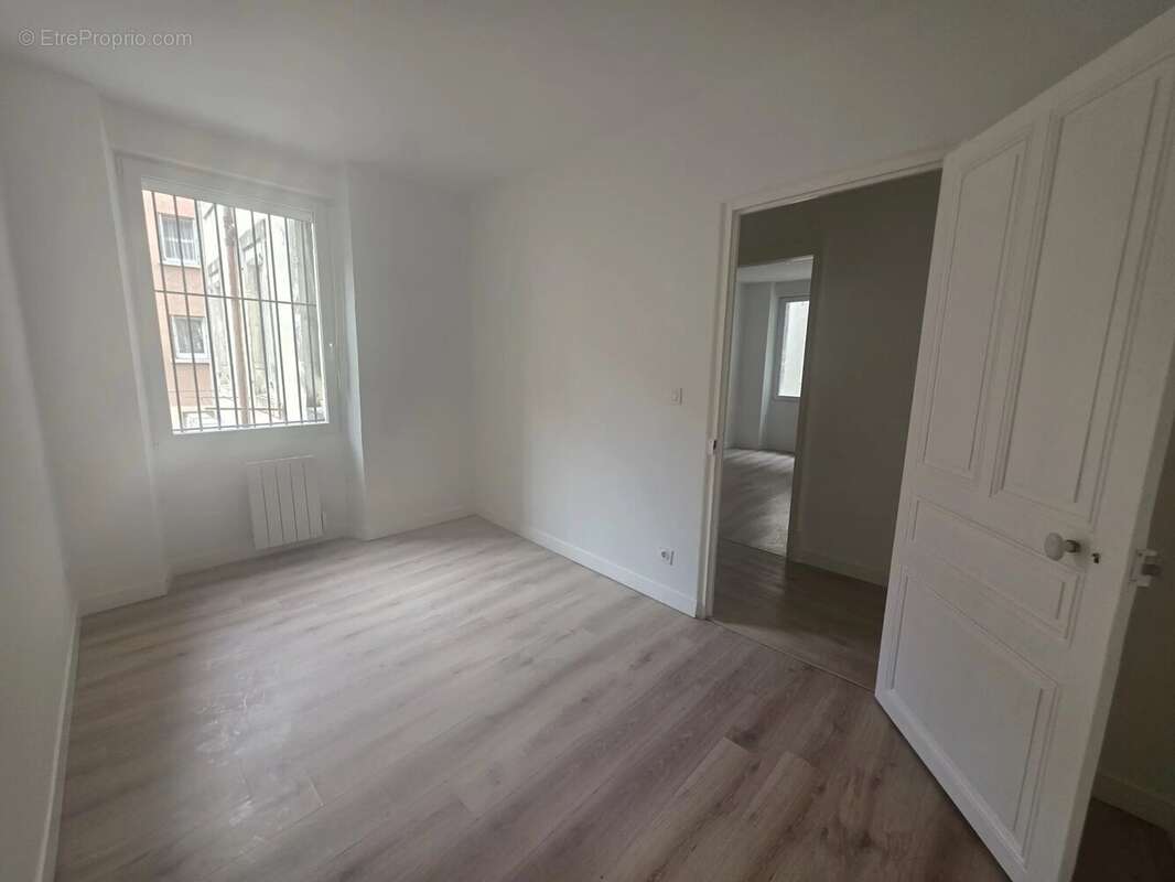 Appartement à LE TEIL