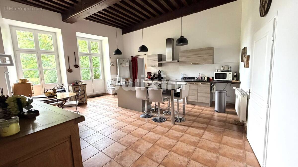 Appartement à BEIRE-LE-CHATEL