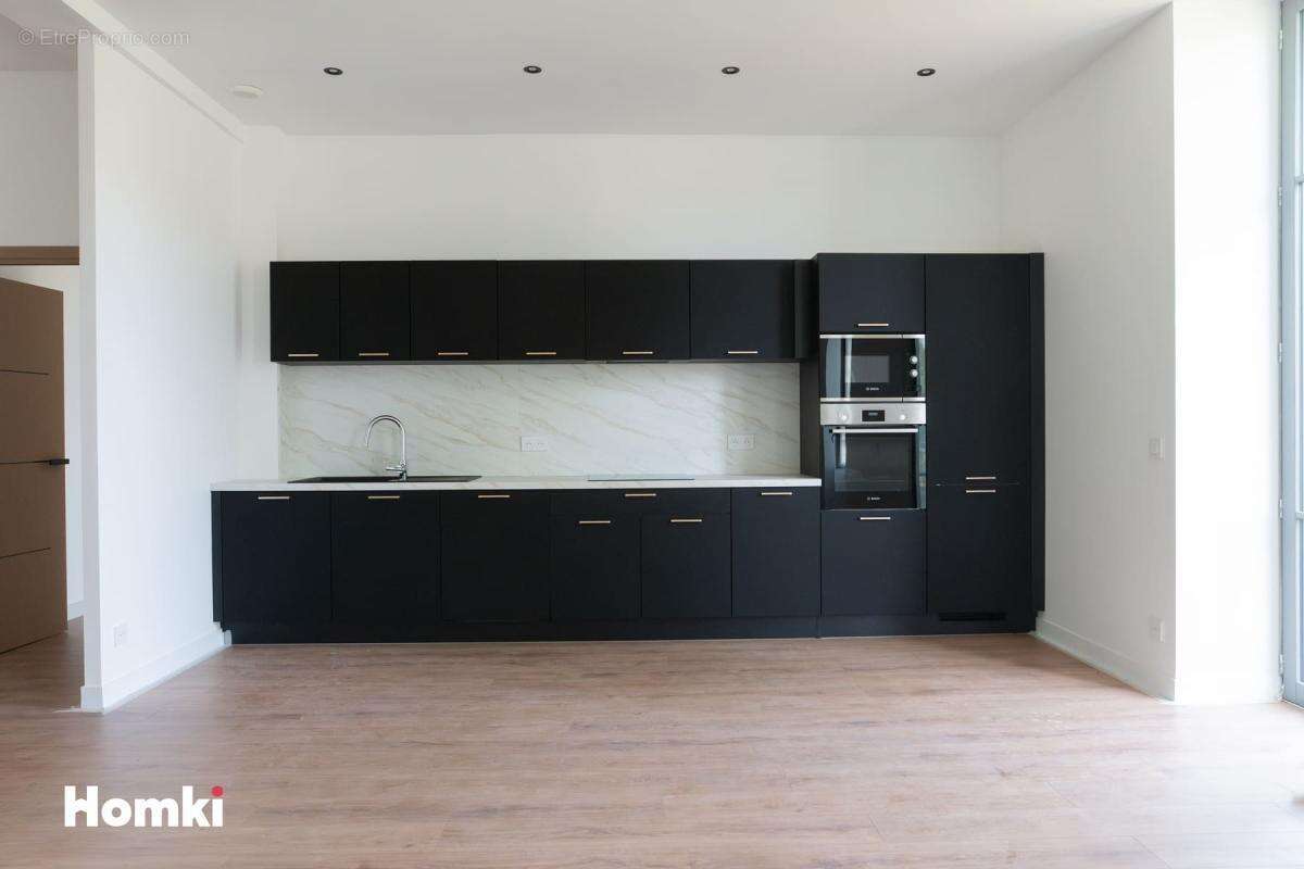 Appartement à SAINT-GEORGES-DE-RENEINS