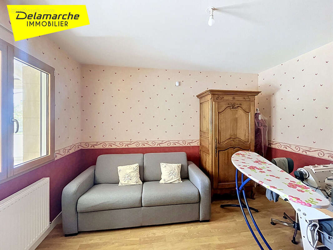15 min Granville (50400) Propriété 10 pièces  sur un terrain de 2000m² à vendre - photo 7