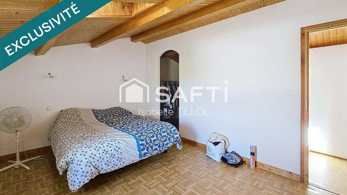 Photo 8 - Maison à CHAMPAGNE-LES-MARAIS