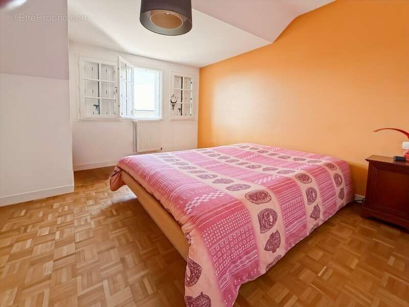 Dept de la Vienne (86) Maison contemporaine de 160 m² – Quartier recherché à l'est de la ville - photo 12