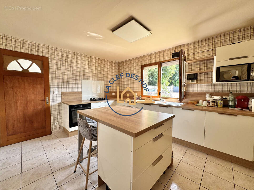 Maison 175 m² à Harnes  - photo 3