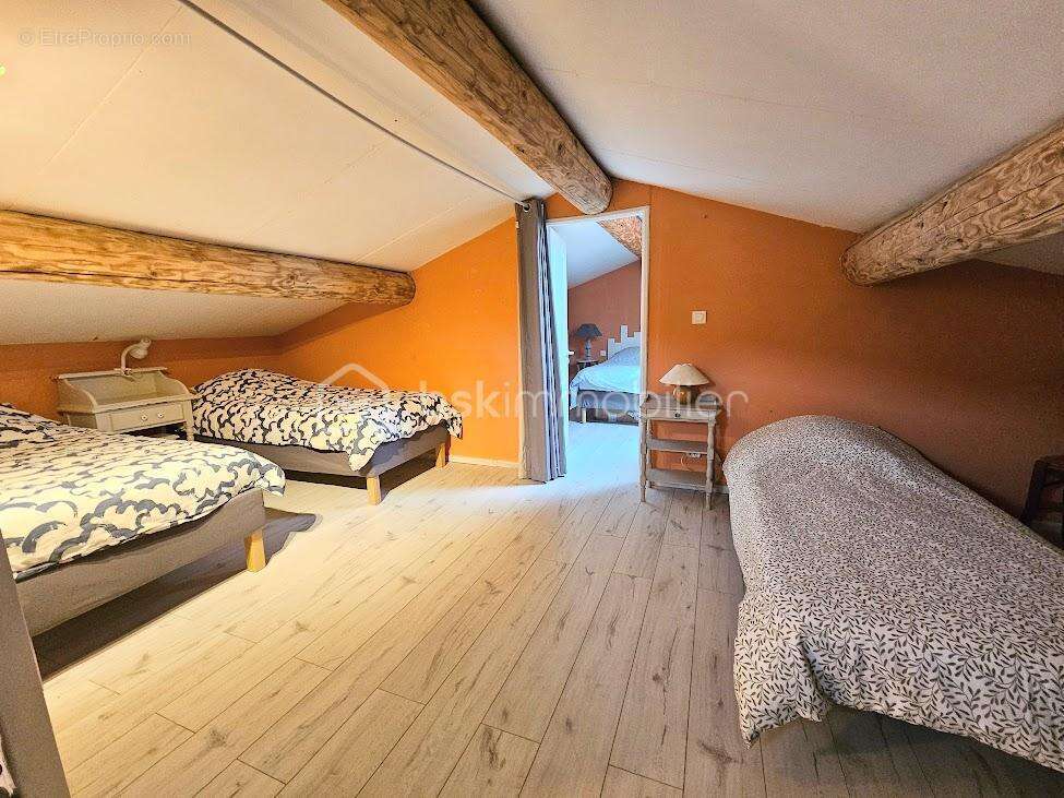 Maison à VALLON-PONT-D'ARC