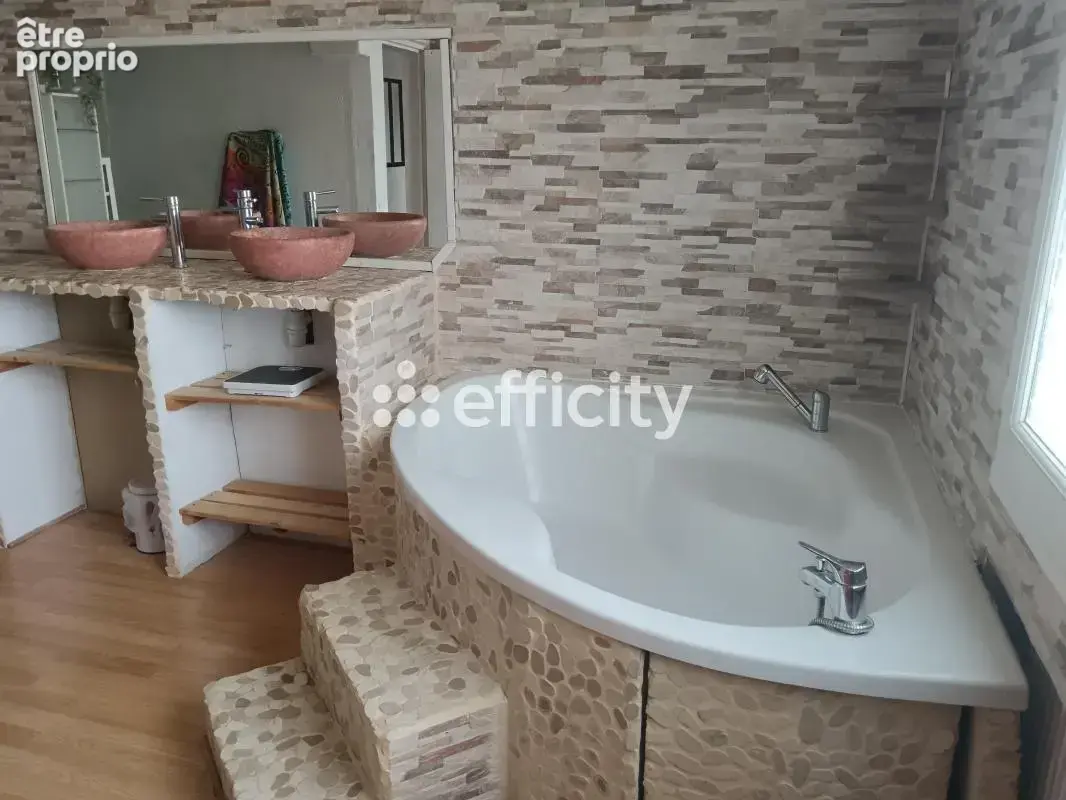 Maison 6 pièces 140 m² à vendre à Montbrison (42600) - photo 6