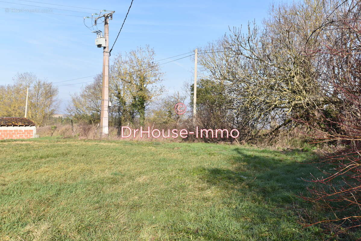 Terrain à L&#039;ISLE-JOURDAIN