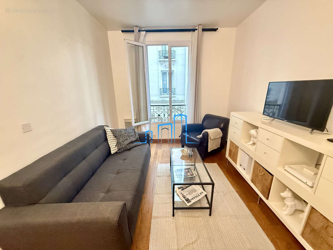 Appartement à PARIS-19E