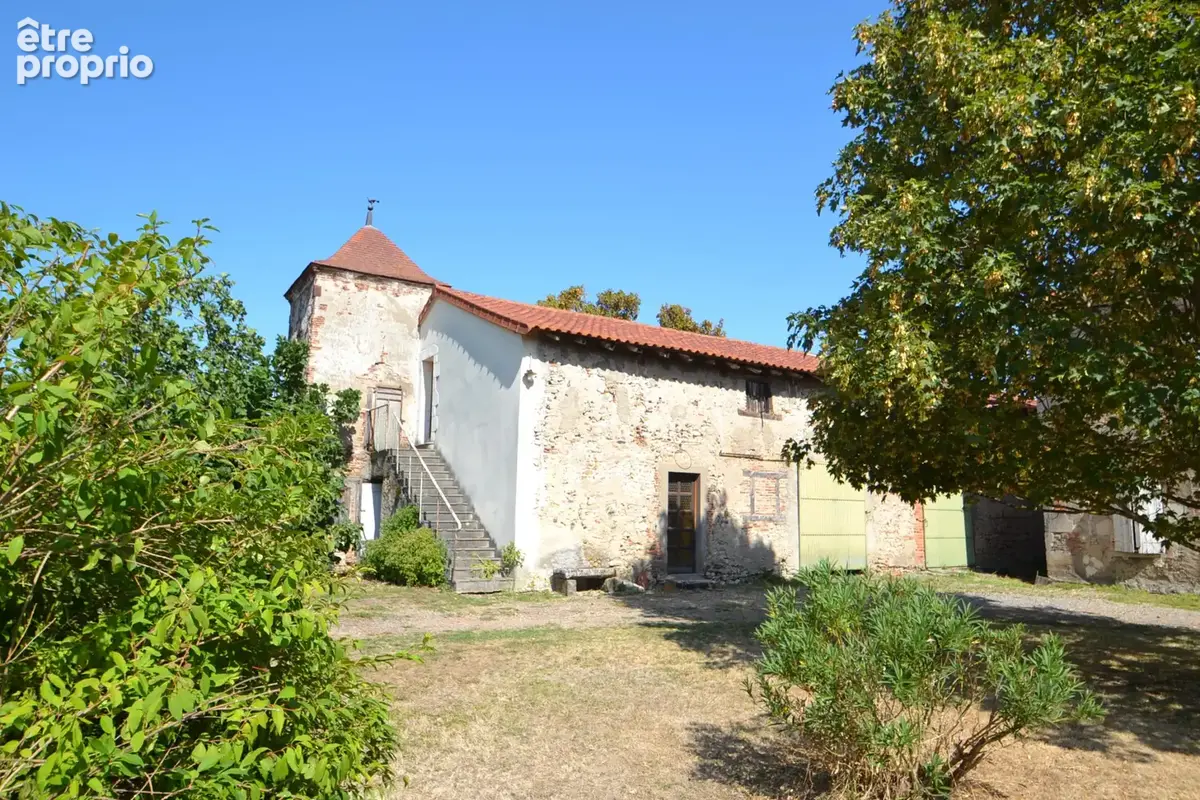 11  Kms de VICHY, très belle propriété à rénover - photo 21