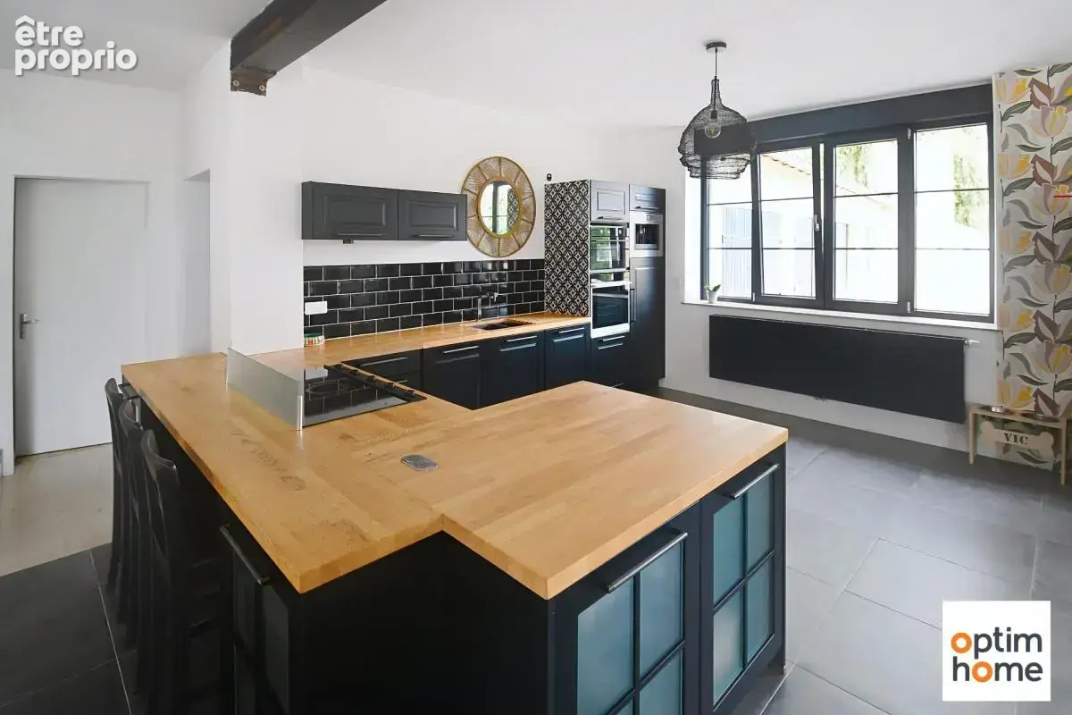 Artisans, entrepreneurs, collectionneurs & investisseurs – propriété rare avec 11 garages - photo 9