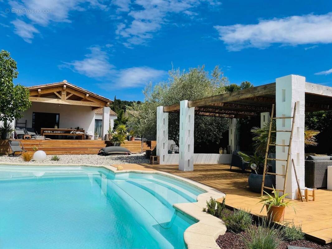 Photo 1 - Maison à PUJAUT