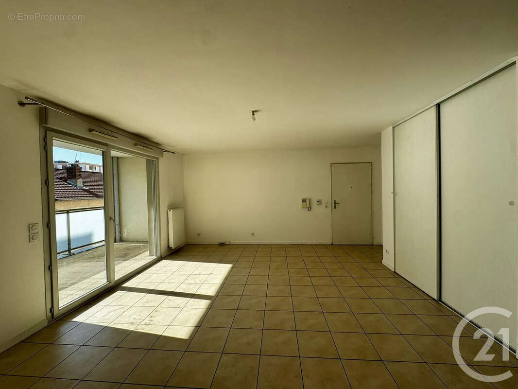 Appartement à VILLEURBANNE