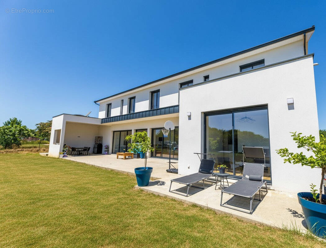 Photo 1 - Maison à SERRES-CASTET