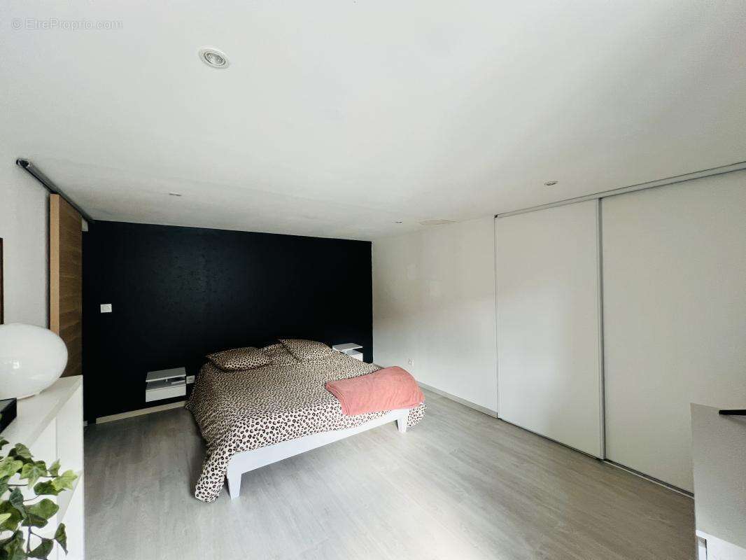 Appartement à SAINT-JUNIEN