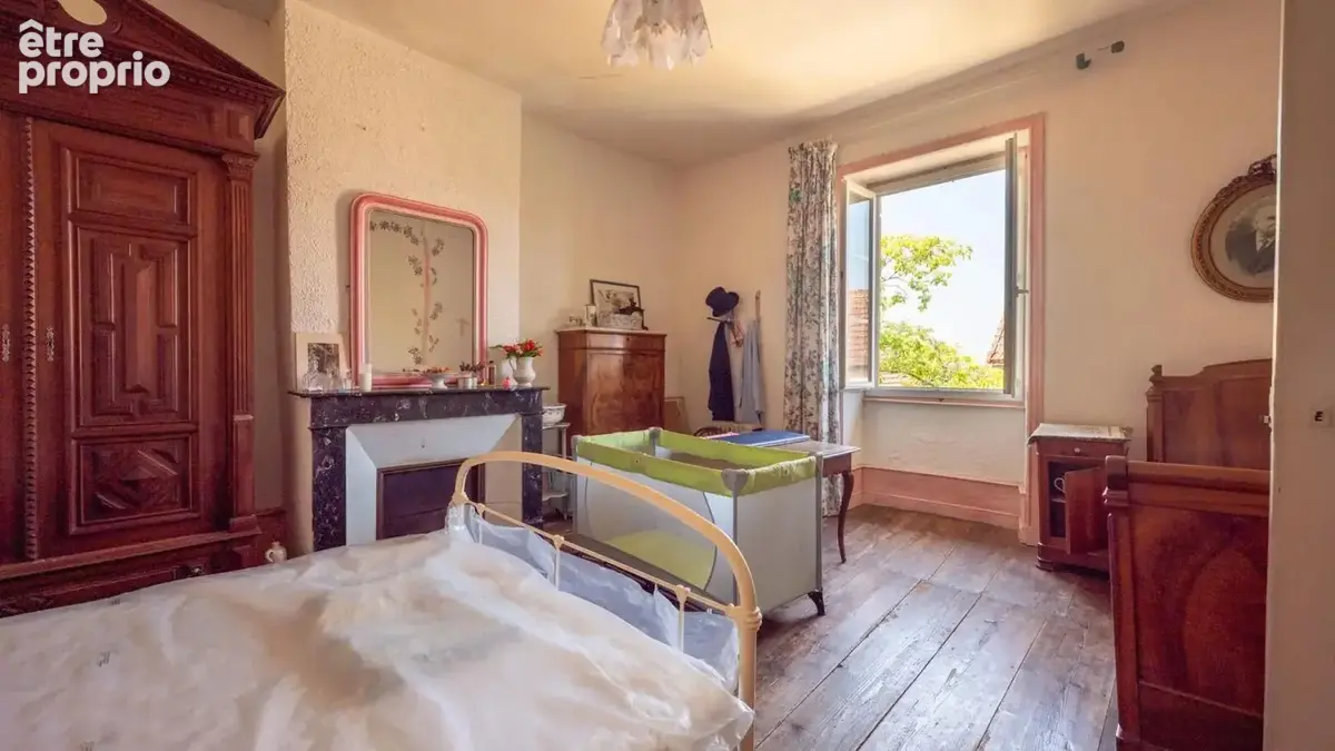 Payrac – Élégante maison bourgeoise en pierre de 258 m² avec 6 c - photo 16