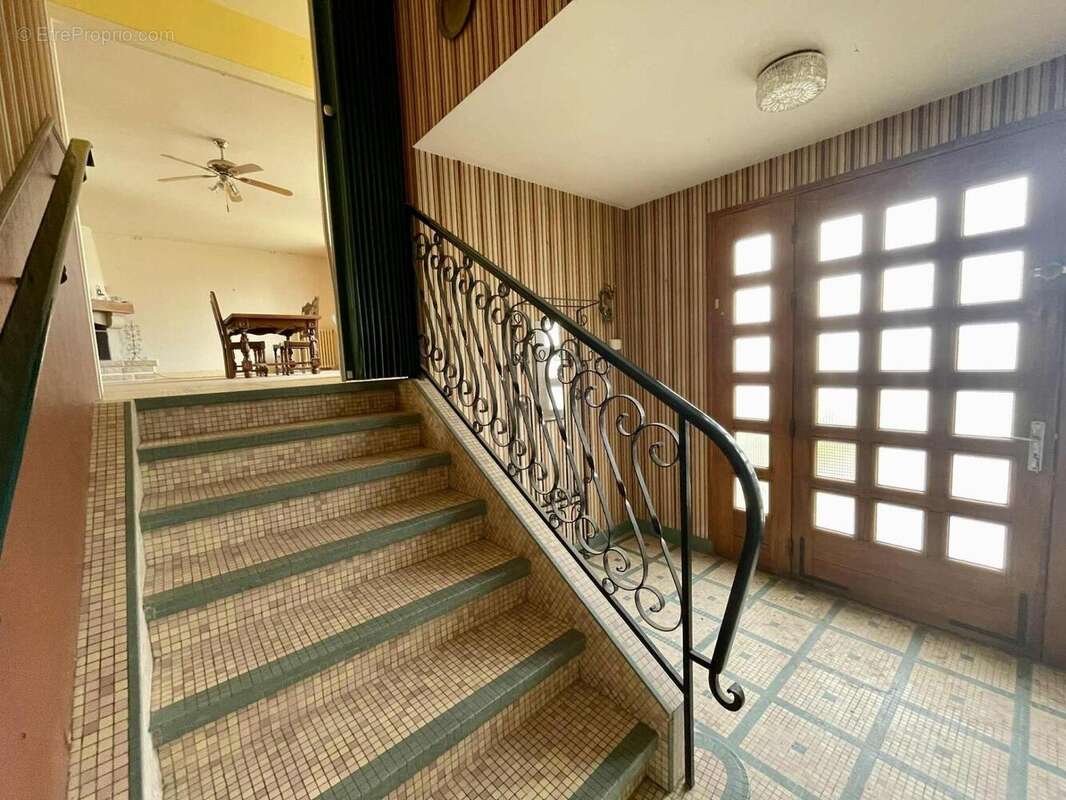 Maison 240 m² à Rimondeix  - photo 9