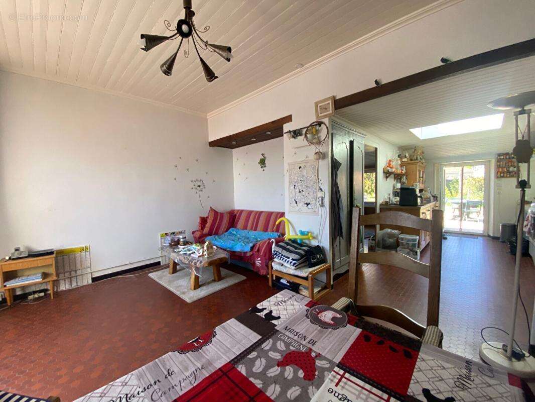 Maison à SAINTE-PAZANNE