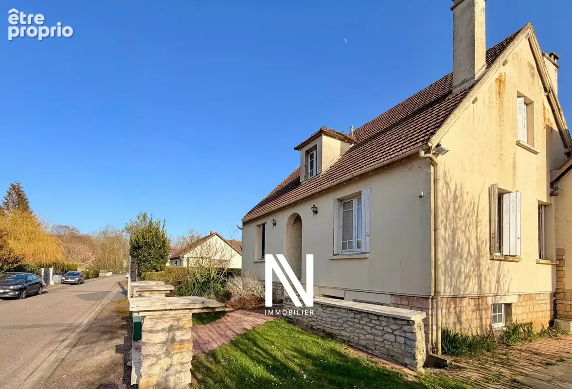 Maison à BENOUVILLE