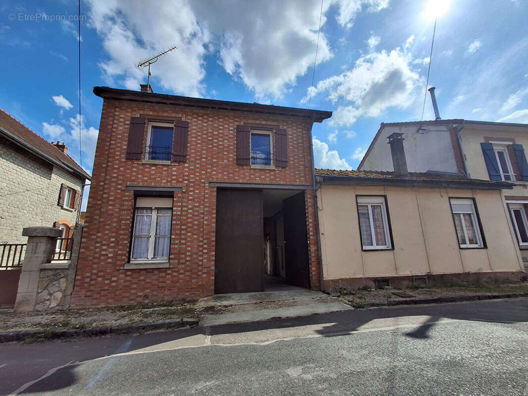 Maison à HEILTZ-LE-MAURUPT