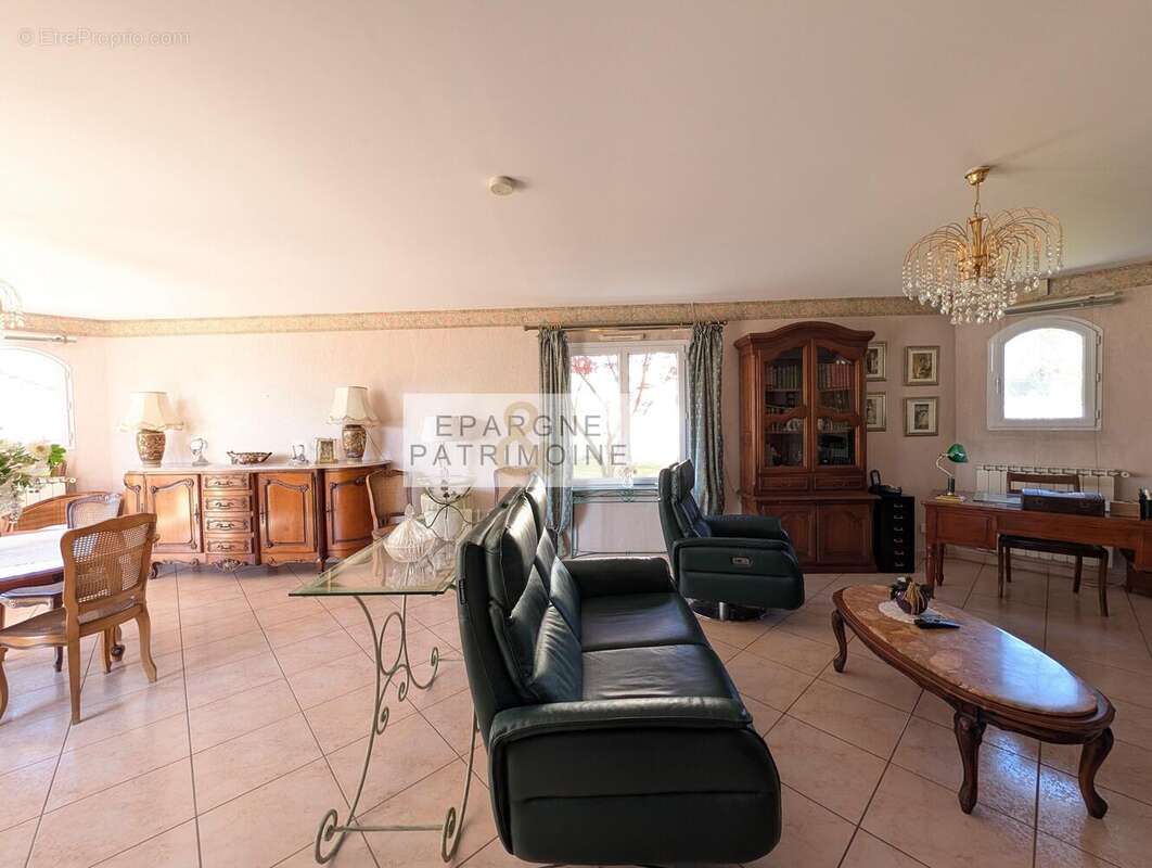 n°3 - Maison à SATOLAS-ET-BONCE