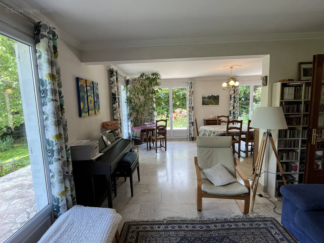 Maison à PONT-SAINTE-MAXENCE