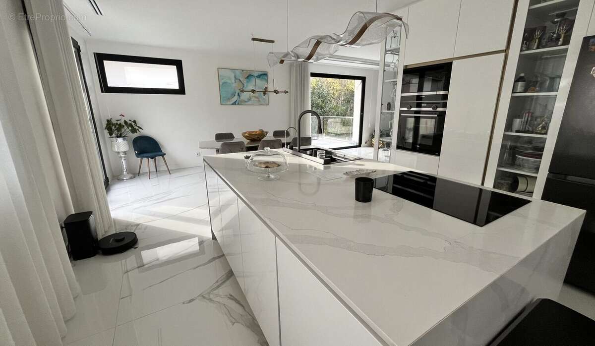 Maison à LA FRETTE-SUR-SEINE