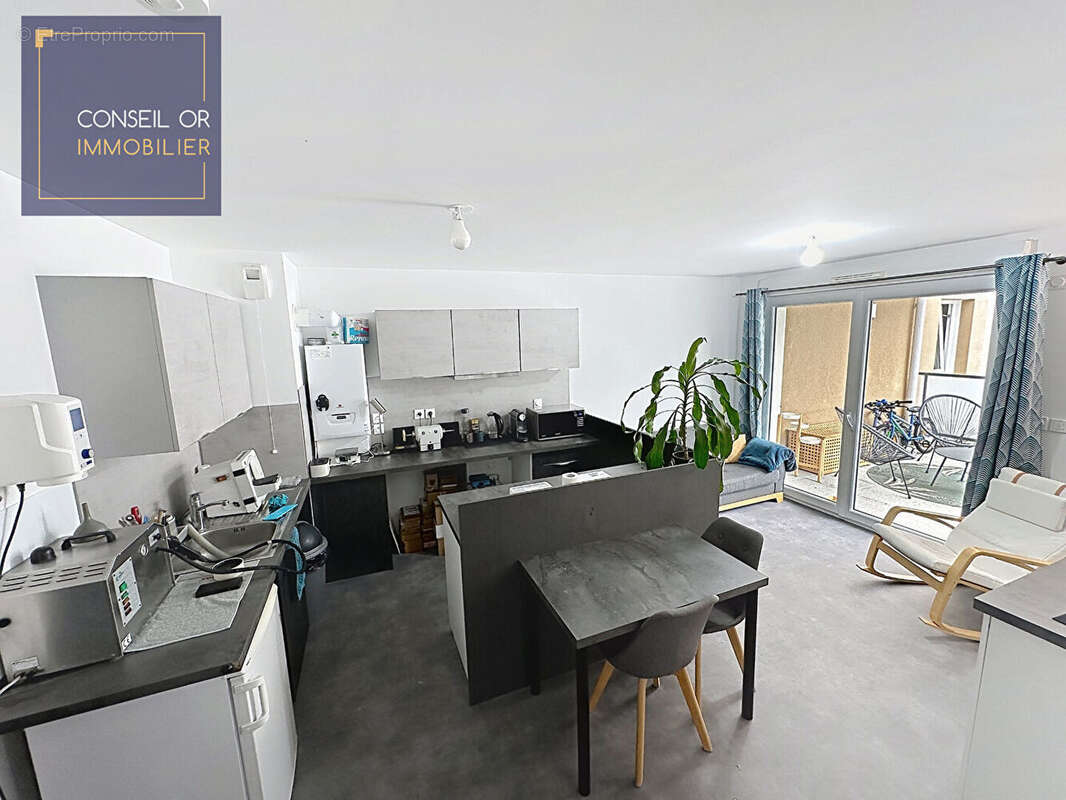 Appartement à CRAPONNE