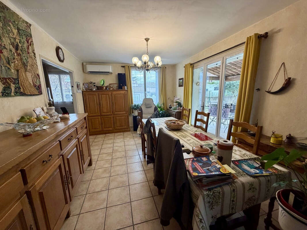 Maison à VAISON-LA-ROMAINE